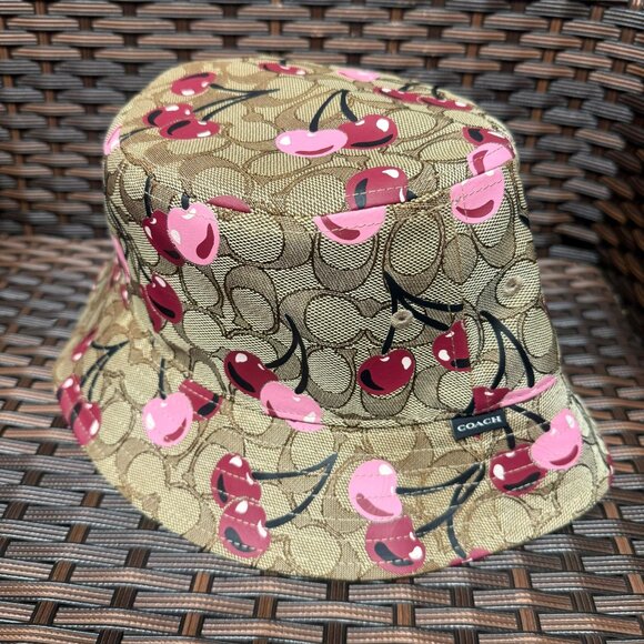 coach Signature Cherry Swirl Print Bucket Hat cz550 size XS/S